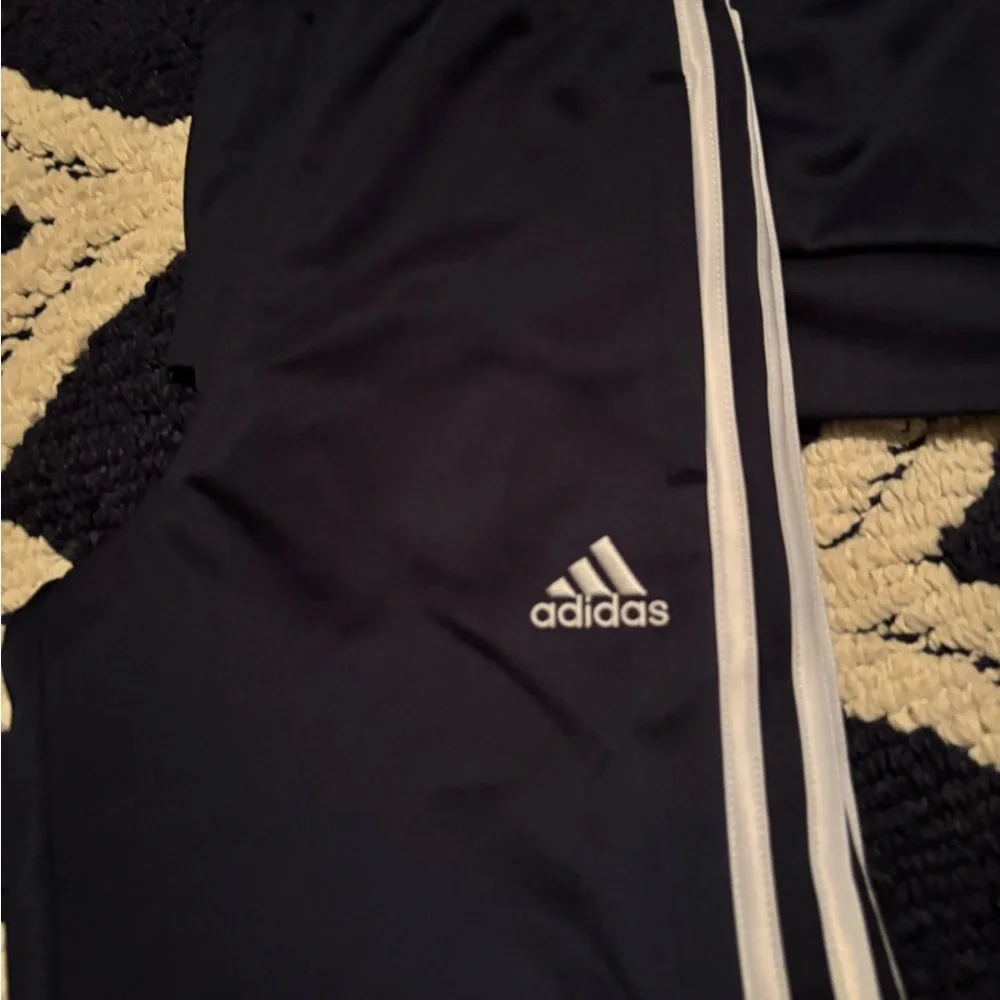 Adidas track suit - Picture 2 of 4
